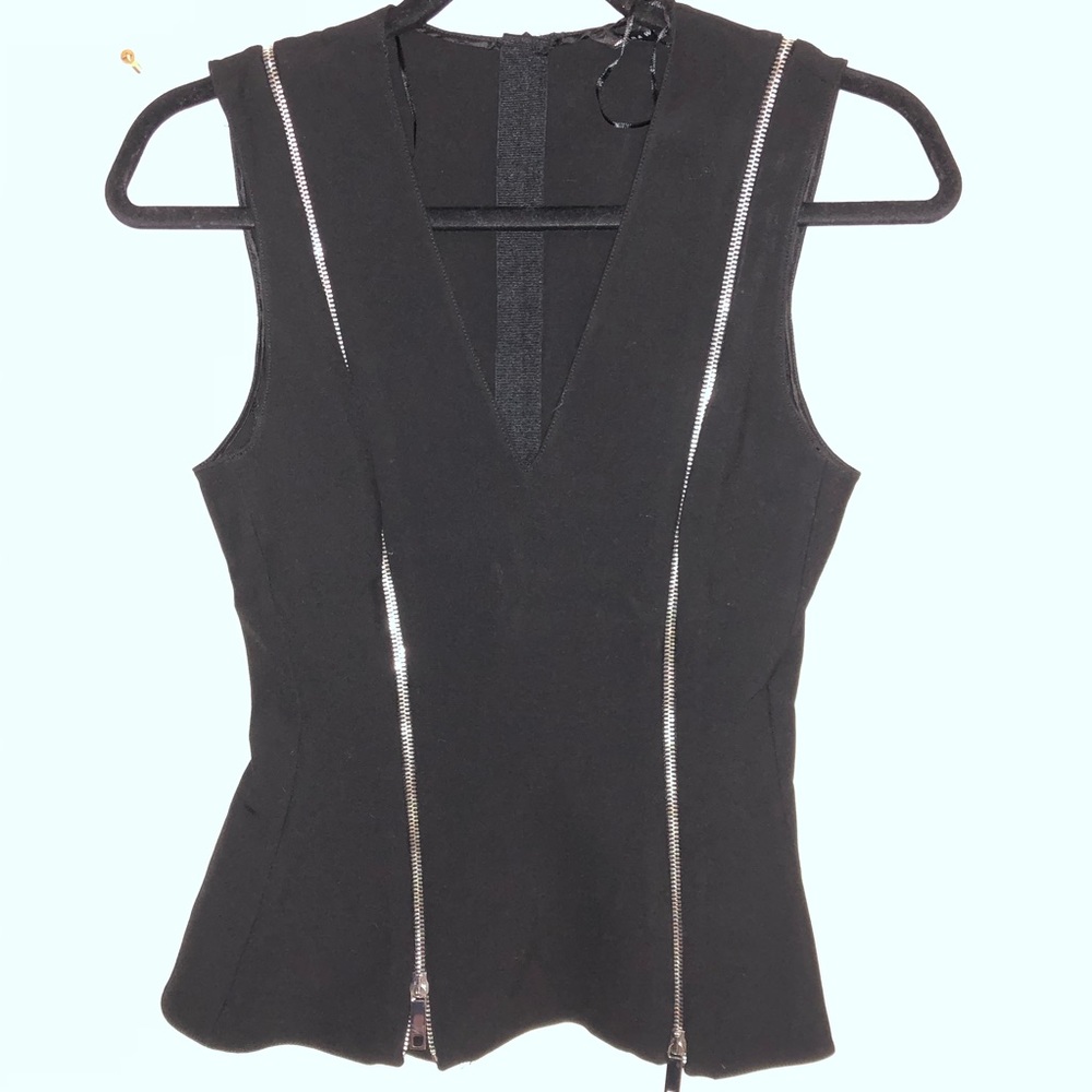 Zara black top with zipper accents